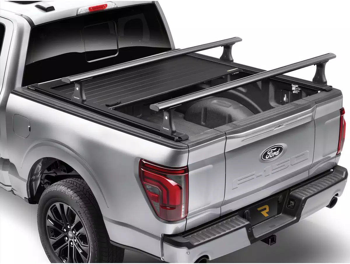 RetraxPRO XR Manual Retractable Tonneau Cover w/ T-Slot Rails 5'7" Bed
