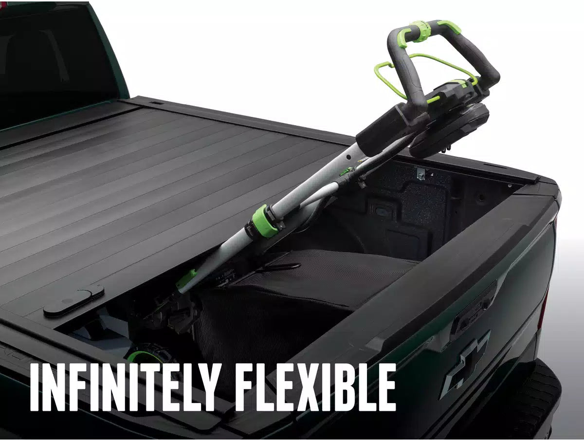 RetraxPRO MX Manual Retractable Tonneau Cover 5'7" Bed
