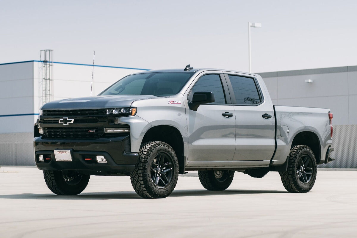 Leveled Rst Cognito 1-Inch Standard Leveling Kit for 19-25 Silverado Trail Boss ...