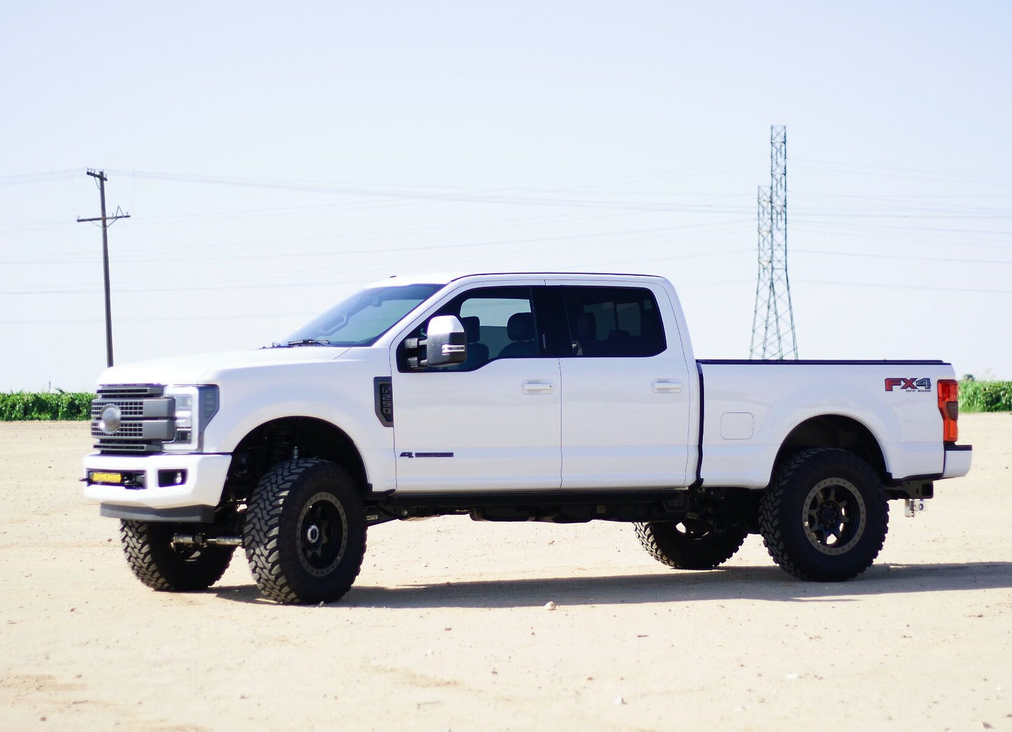 xCognito 2-Inch Elite Leveling Kit with Fox FSRR 2.5 Shocks For 17-19 Ford F250/F350 4WD Trucks & 20-24 Tremor F-250/350 4WD